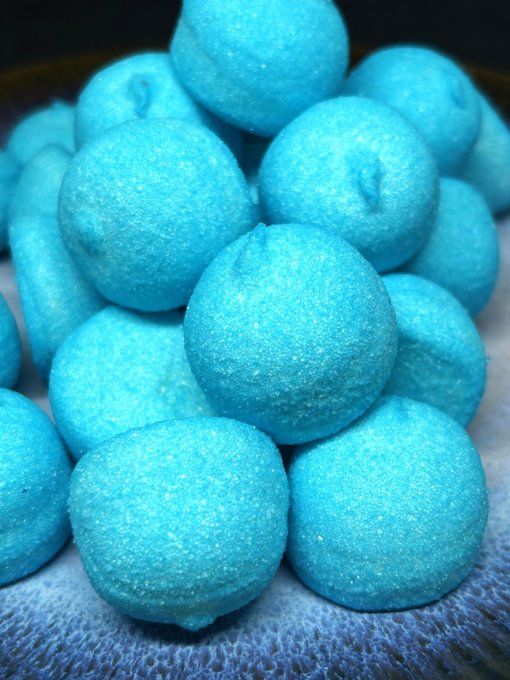 balle de golf bleue Bulgari guimauve fruits des bois moelleuse fondante