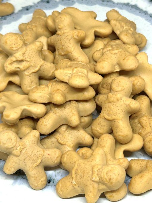 Bonhommes en pain d'épices Fini – bonbons de Noël en forme de gingerbread