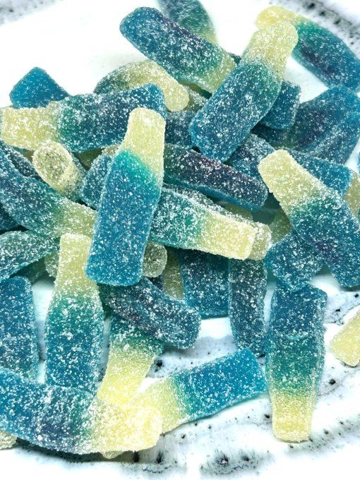 Bouteille Framboise Sucrée Dulceplus – bonbon gélifié bleu au goût framboise recouvert de sucre fin