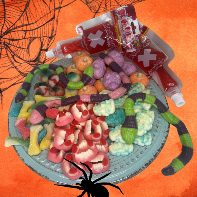 Box Halloween bonbons – assortiment avec poches de sang fraise, serpents XXL, yeux ensanglantés
