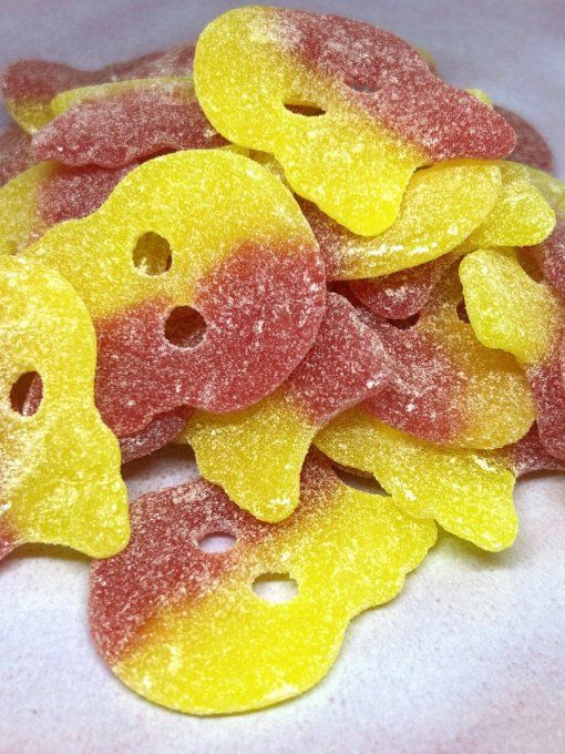 bubs crânes géants acides framboise citron bonbon suédois veggie acidulé