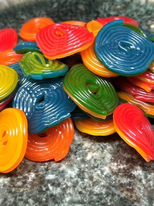 Fini Spiro Bicolor bonbons réglisse torsadés bicolores en forme de disques
