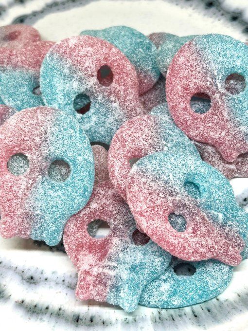 Lollywood Crâne Bubblegum Acidulé bonbon crâne moelleux au goût bubble-gum fruité