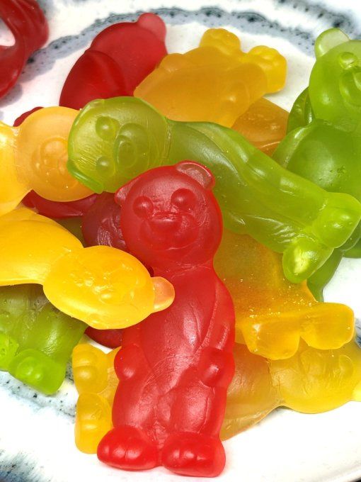 Ravazzi Ourson XXL à l’unité – bonbon géant gélifié moelleux en forme d’ourson