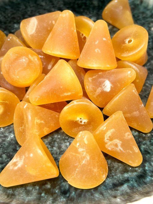sweet cuberdon miel bonbon belge cône cœur coulant confiserie gourmande