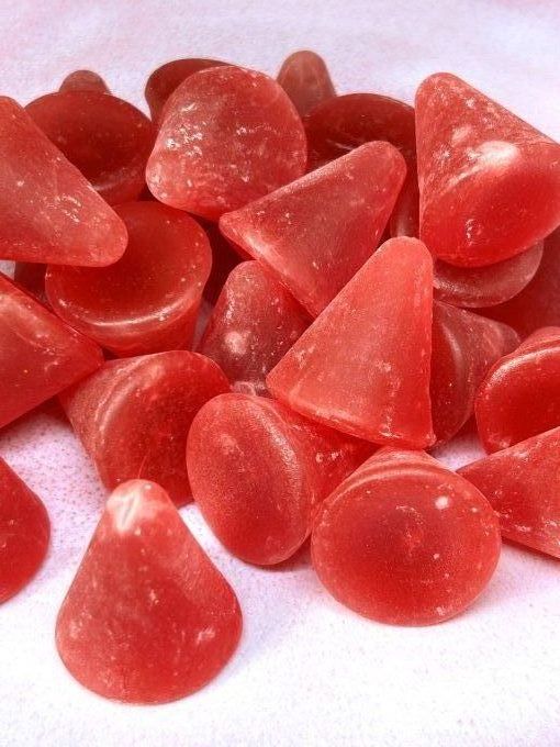 sweet cuberdon rose bonbon belge cône cœur coulant fruité confiserie gourmande